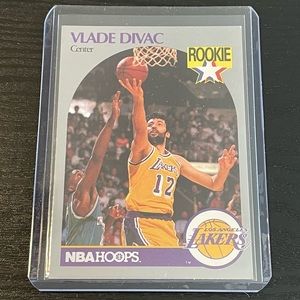 VINTAGE VLADE DIVAC ROOKIE 1990 NBA Hoops Basketball Card No 154